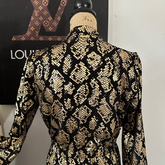 🆕Michael Kors Gold Dress - Picture 15 of 17